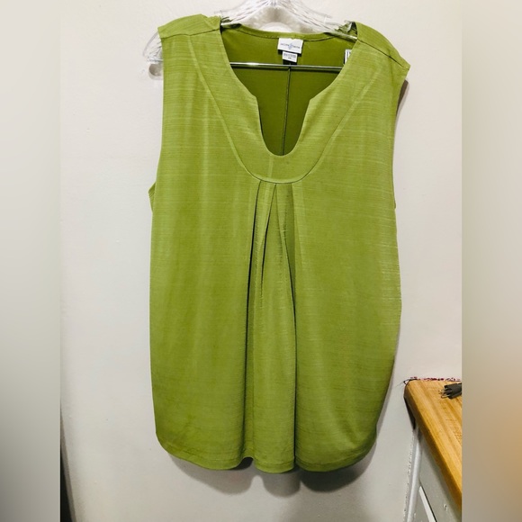 Lime green tunic - Picture 4 of 4
